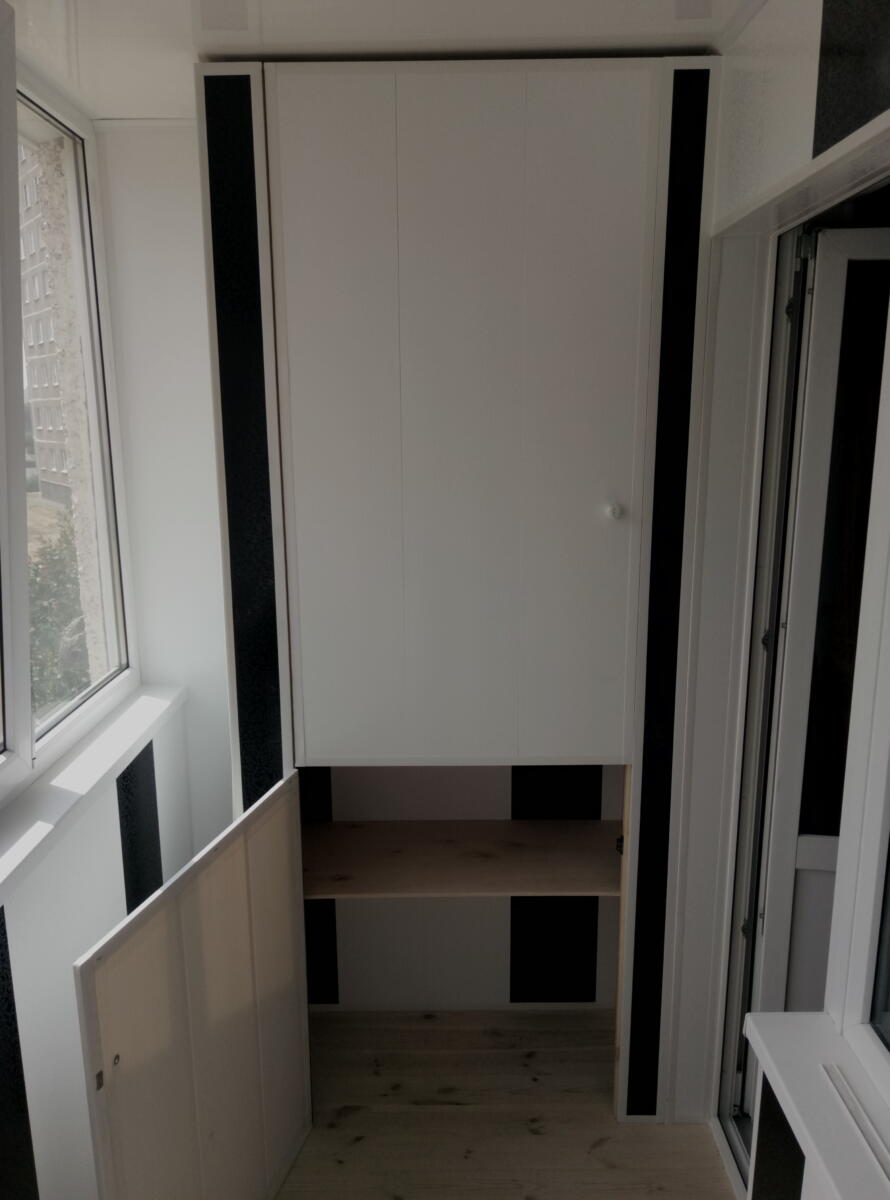 Отделка лоджии панелями ПВХ