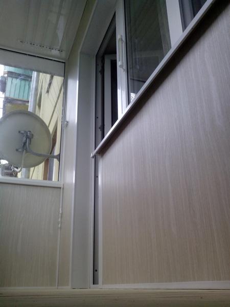 Отделка балкона панелями ПВХ