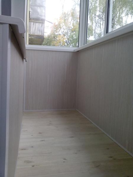 Отделка балкона панелями ПВХ